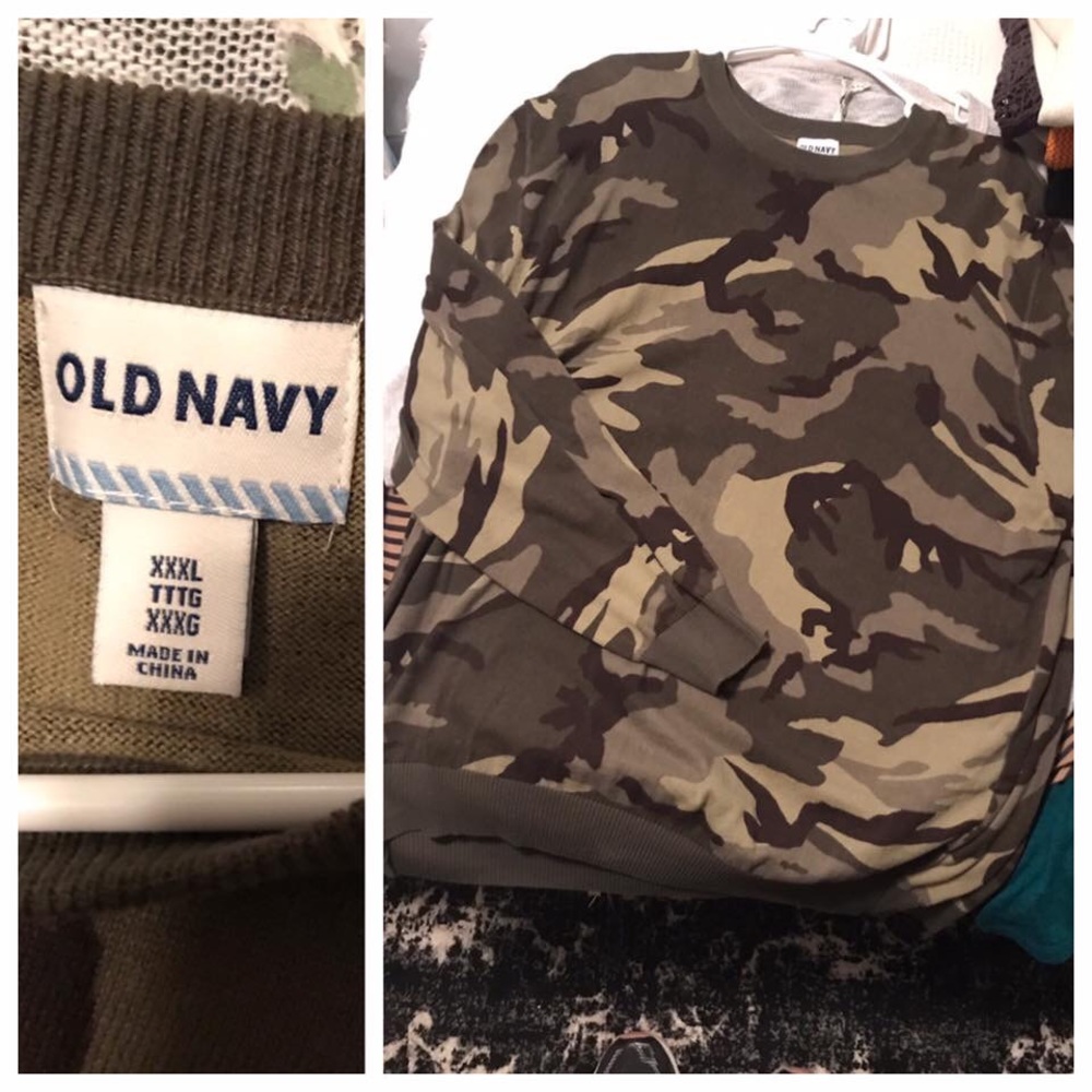 Old Navy Sweater